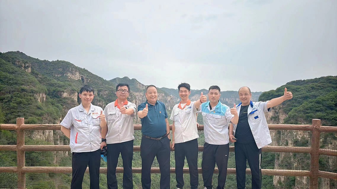 参观革命圣地西柏坡有感